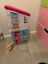 Barbie Dream House, pink, very
