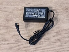 Power supply adapter cable for