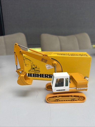 Liebherr 912 excavator - liebherr, models