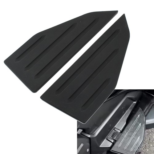 Motorcycle rear passenger - rear,