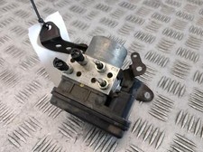 2018 KAWASAKI Z650 ER 650 HJF ABS Pump 16082-0766