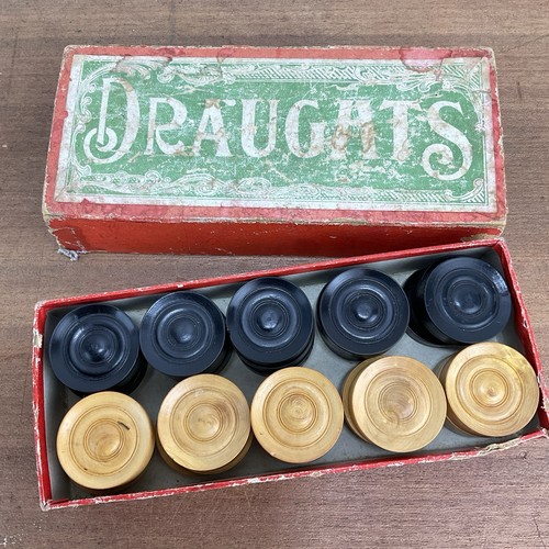 Antique boxwood draughts - antique, set
