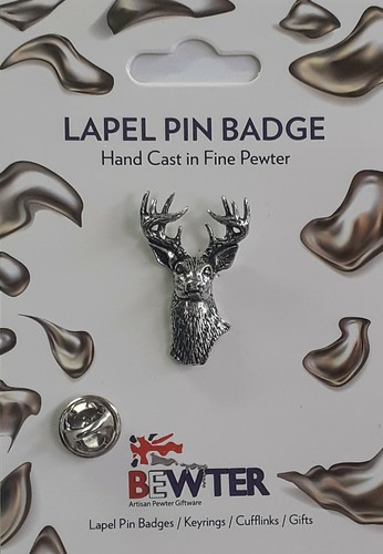 Stag white tailed deer lapel - white,