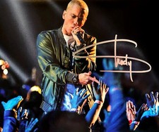 EMINEM RAP SIGNED PHOTO