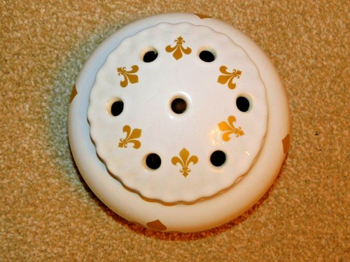 Wade pottery white posy - white, vase