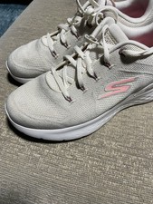 Skechers Women's Size 6 (go Run)