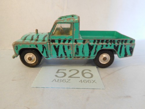Corgi toys land rover 109 - land,