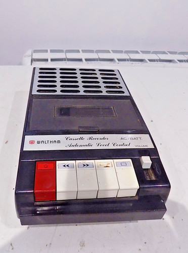 Waltham w114 personal cassette - waltham,