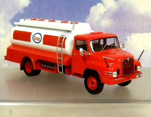 Ixo diecast man - diecast, diesel