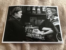 VIOLET CARSON  (CORONATION STREET) UNSIGNED PHOTO- 7x10”