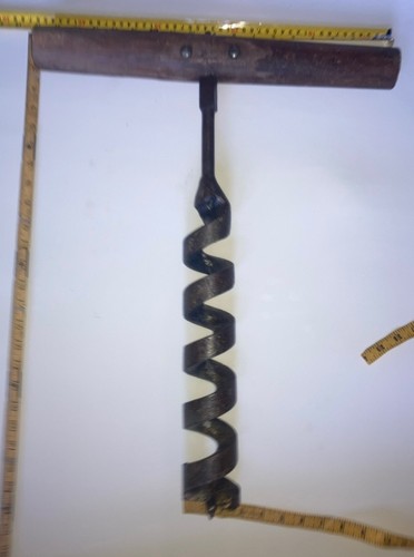 Vtg old wood handle - vtg, 22”