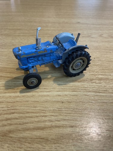 Corgi toys ford 5000 - corgi,