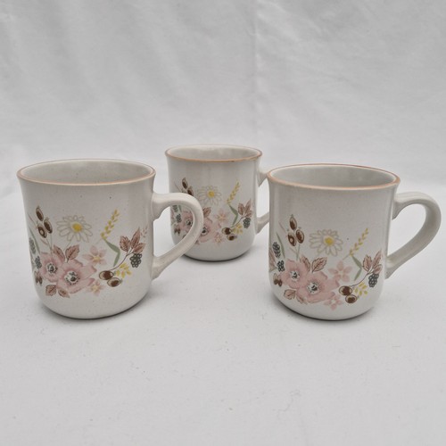 Boots hedge rose - mugs, beige