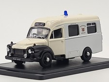 Oxford Diecast Bedford J1 Lomas Ambulance Hertfordshire 76ABED005 Boxed 1:76 MIB