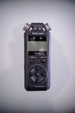 TASCAM Dr-05 Portable Recorder + 4gb Card