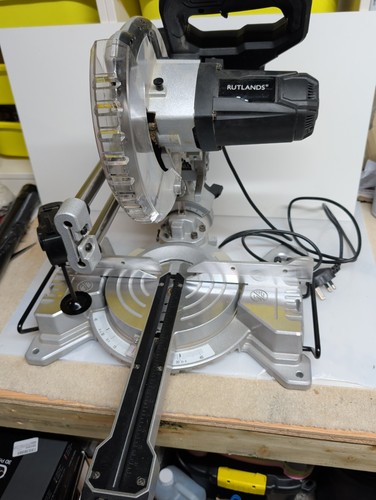 Rutlands r1620 mitre saw - saw, 240v