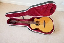 Electro Accoustic guitar Yamaha nylon string