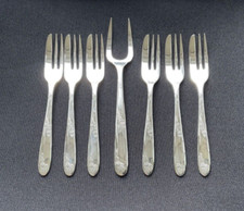 Set of 6 Vintage Angora Plate