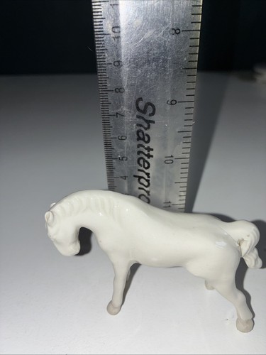White porcelain horse - horse, 5cm
