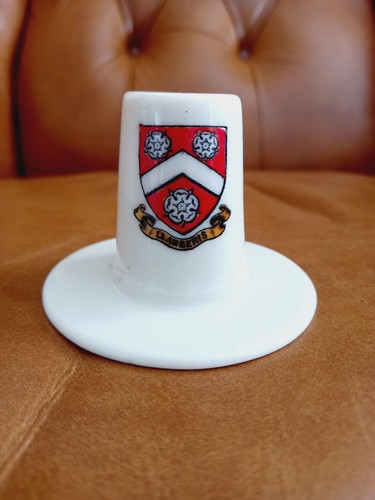 Goss crested china model - crested,
