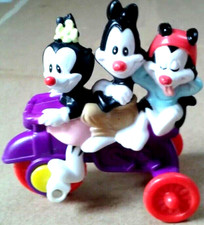 Mickey& Minnie Mouse Fun Plastic figures on scooters Bundle Toys set collectors