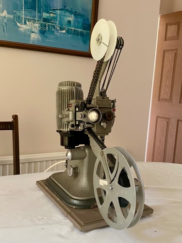 Bell howell working 16mm - howell,