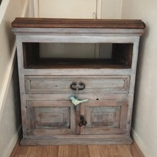 Rustic Solid Wooden Oak TV