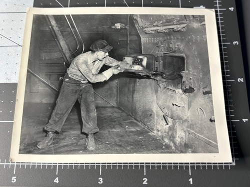 Man shoveling coal big - shoveling,