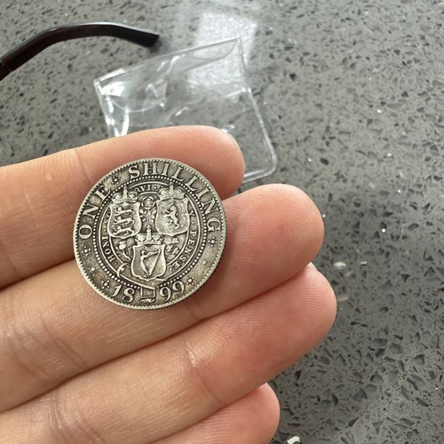 Antique queen victoria 2nd - queen,