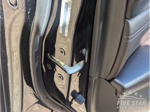 Mazda front door - 6, lock