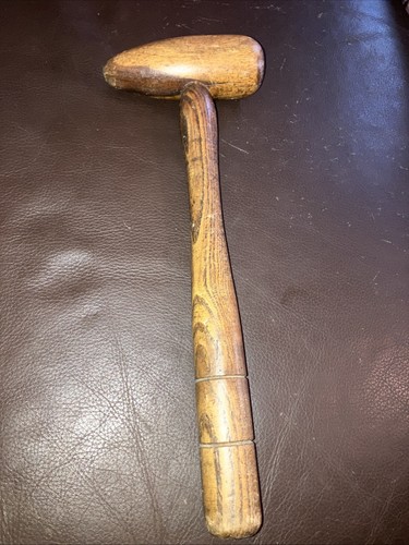 Vintage wooden bossing - a,