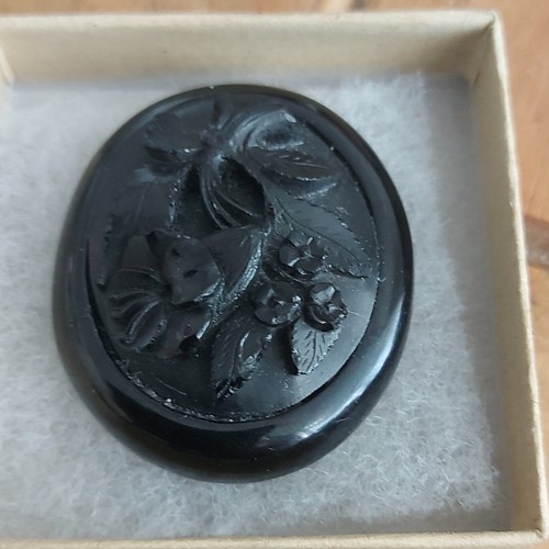 Whitby jet victorian oval - jet,