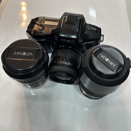 Minolta dynax 7xi with - minolta,
