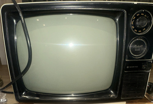 Sanyo deluxe vintage - deluxe,