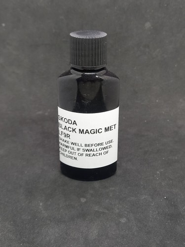 Skoda black magic metallic - black,