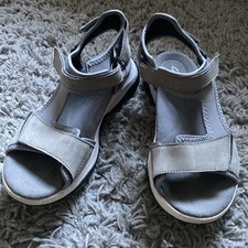 Ladies Clarks Wave 2.0 Skip Sporty Wave Walk  Sandals Size UK 4D/ EU37 