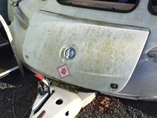 Front gas locker - gas,