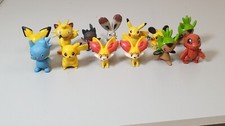 Pokémon Figures Mixed Bundle Of Play Figures x 13 2" Cake Toppers 