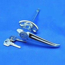 Locking exterior door handle