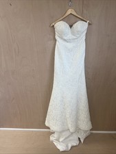 Alegria's Brides Wedding Dress Small Size Sleeveless Full Length Small Train