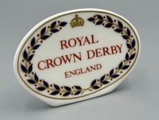 ROYAL CROWN DERBY English