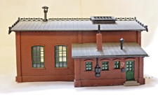 N gauge brick single engine shed maintenance depot opening doors office Vollmer