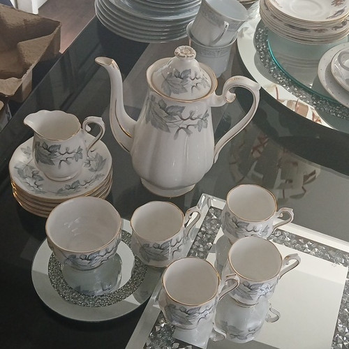 Royal albert porcelain - royal,