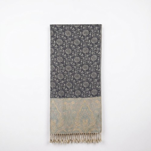 Bnwt wool viscose - viscose, paisley