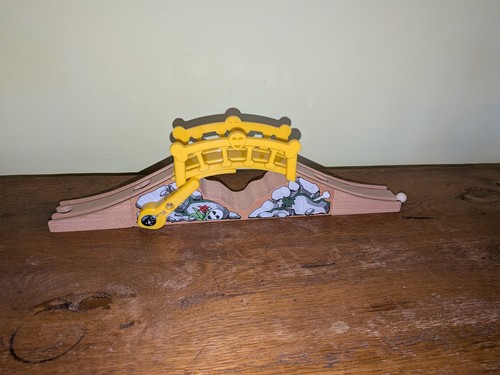 Genuine brio colasping - brio, pirate