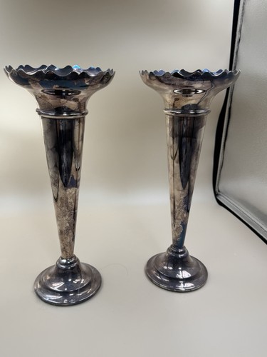 Pretty pair silver plated - pretty,