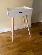 FUTON small white side table