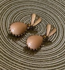 Ciro Vintage Pierced Drop