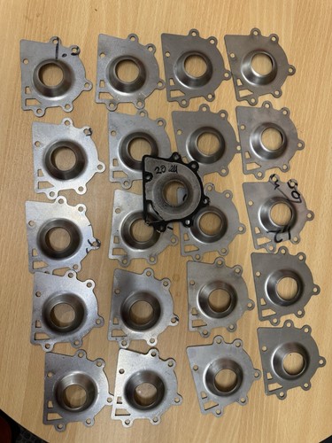 Kawasaki kr250 water pump - kawasaki,