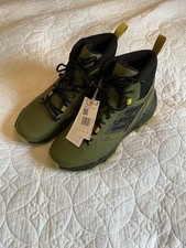 adidas Terrex  Mens Hiking Boots  BNWT green  SZ 9.5UK leather
